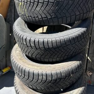 4 Pirelli Ice Zero Studless Tires — 225/60R17 103H — Used Set — CAD 200